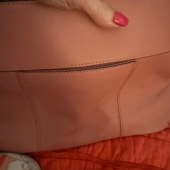 Elegant Michael Kors Pink Leather Handbag - Picture 12 of 13